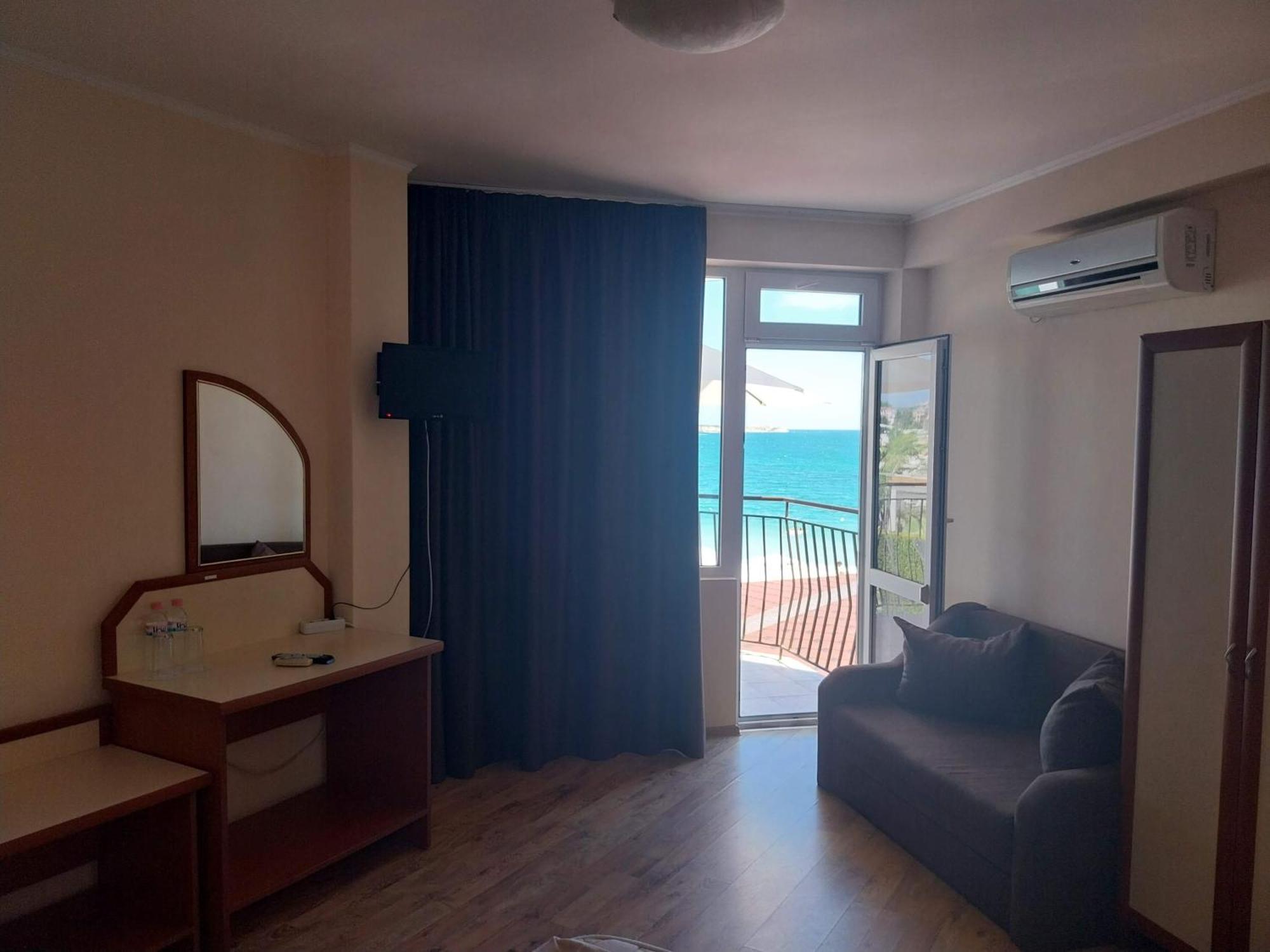 Aura Family Hotel Ravda Eksteriør bilde
